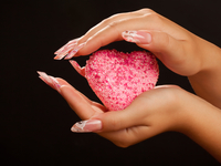 Выбираем маникюр ко дню Валентина