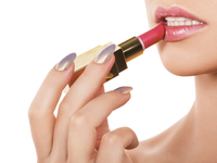 Как замаскировать герпес на губах с помощью макияжа