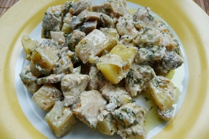 Курица с картофелем и грибами