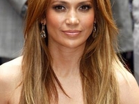 ТОП-9 вариантов причесок для романтического свидания