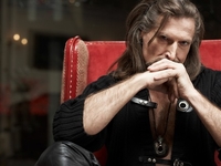 Никита Джигурда откровенно о фаллосах