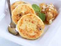 Сырники с изюмом