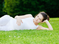 Как беременной одеваться красиво и комфортно