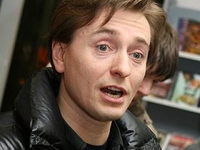 Сергей Безруков омолодился