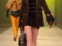 Виктория Гресь осень-зима 11/12: Женщина английского лейтенанта