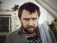 Сергей Шнуров снялся в клипе абсолютно голым