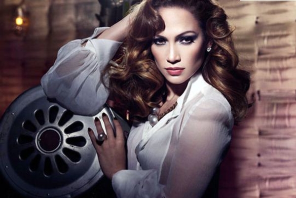 Дженнифер Лопес представила парфюм Love & Glamour