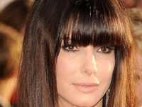 Челка на один вечер как у Санды Баллок