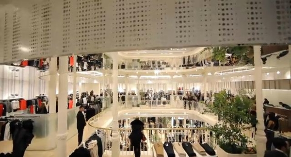 Бренд Zara приглашает в путешествие на Via del Corso