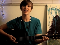 Девушка-двойник Джастина Бибера покорила  Youtube