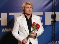 Николаю Баскову подарили трусы
