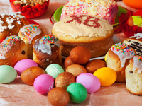 Кулич с изюмом