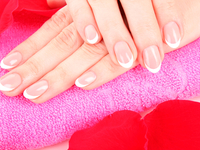 Как лечить ногти после наращивания