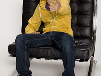 Джастина Бибера забросали яйцами