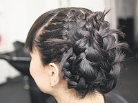 Учимся делать красивое плетение из волос