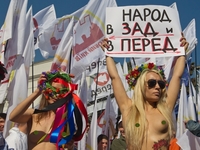 За попытку сорвать акцию оппозиции FEMEN поплатились свободой