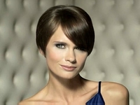 Строгая элегантность: прическа для короткой стрижки