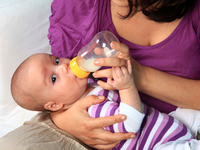 Как хранить грудное молоко