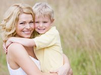 Как правильно хвалить ребенка