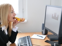 Работа в офисе мешает похудеть