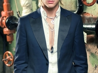 Алексей Воробьев устроил охоту на папарацци