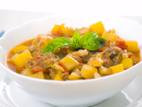 Рагу из телятины с кабачками и болгарским перцем