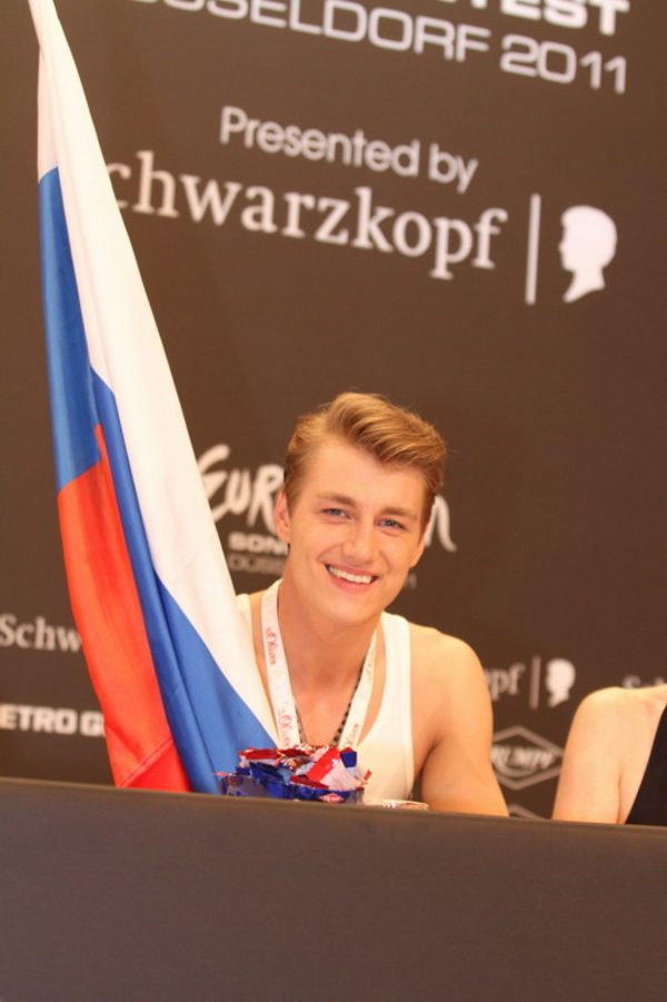 Алексей Воробьев попал в аварию