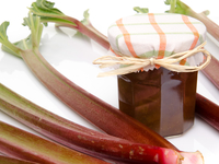 Заготовки на зиму: готовим варенье из ревеня с ванилью