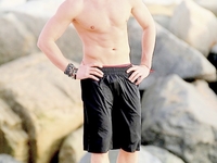 Зад Максима Чмерковского увидела вся Украина