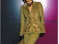 Муж Гурченко водит домой разных девушек