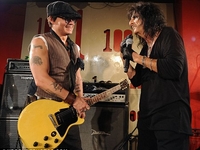 Джонни Депп зажег с Элисом Купером