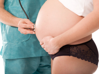 При каких показаниях делают кесарево сечение