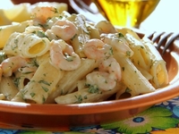 Паста с креветками и соусом песто