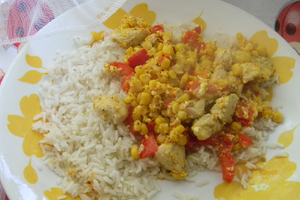 Рис с овощами и кукурузой