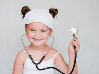 Какие игрушки заинтересуют ребенка от года до трех лет