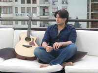 Певец Владимир Ткаченко презентовал свой дебютный видеоклип