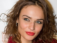 Алена Водонаева снялась в клипе группы GУССИ ЛЕБЕДИ