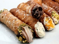 Канноли – главный десерт Сицилии