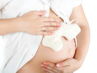 Малыш толкается: на что обратить внимание