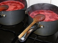 Сотейник: идеальная посуда для варенья