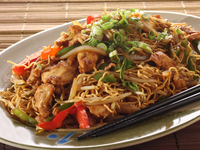 Хрустящая лапша с овощным ассорти