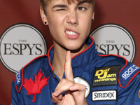 Фанатки Джастина Бибера устроили истерику