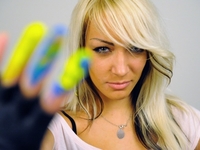 Femen скандировали на крыше милицейской машины