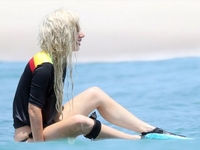 Папарацци сфотографировали Lady Gaga без макияжа
