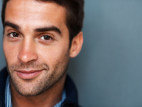 Женщины избегают длительных отношений с небритыми мужчинами