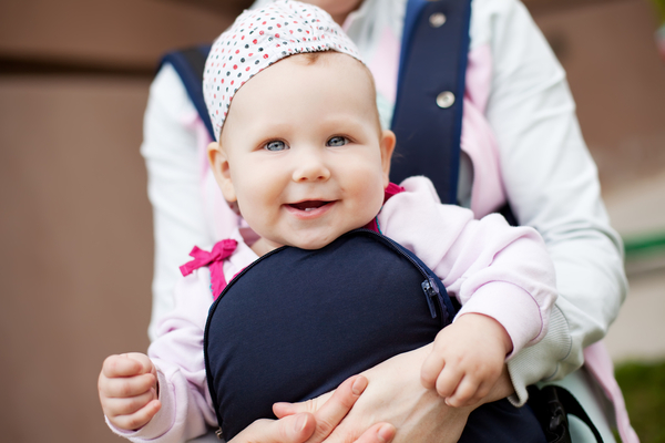 Выбираем рюкзак-кенгуру
