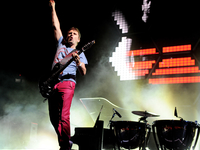 Группа Muse отметила годовщину своего альбома уникальным шоу