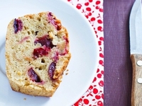 Сливовый кекс с корицей