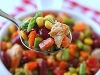 Салат из тунца с овощами