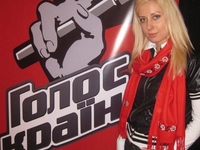 Тоня Матвиенко с Русланой исполнили песню Квітка-душа в финале шоу Голос країни